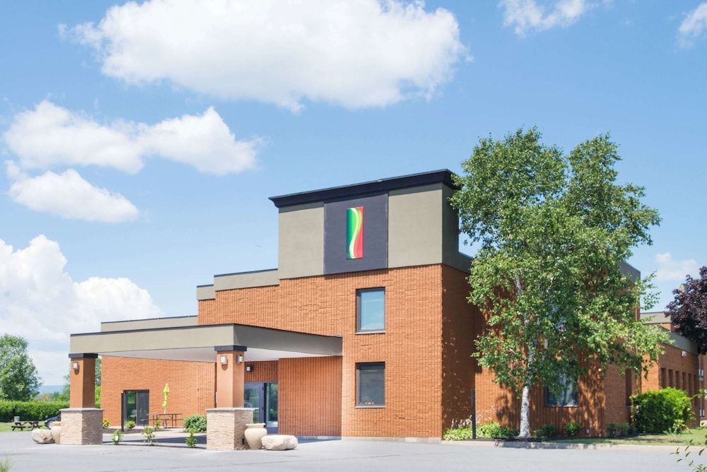 Super 8 by Wyndham Plattsburgh 3 étoiles à Plattsburgh