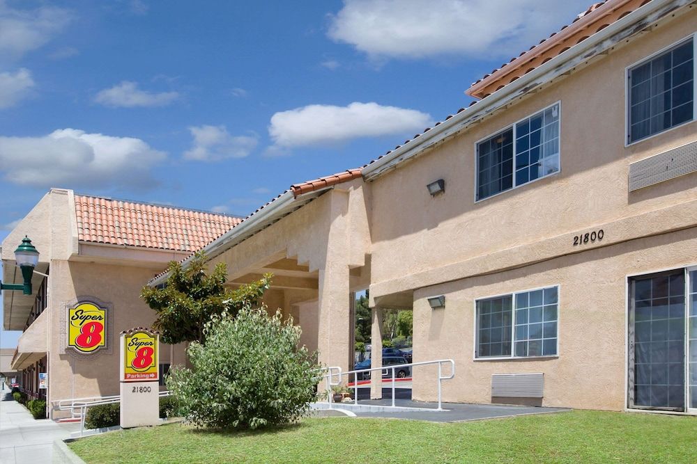 Super 8 by Wyndham Hayward Downtown 2 étoiles à Hayward