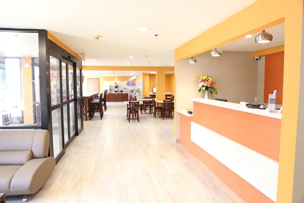 Baymont by Wyndham Plano 2