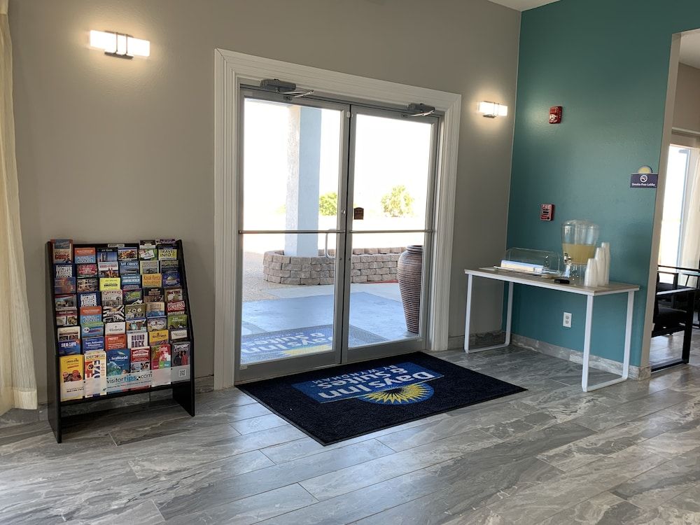 Days Inn by Wyndham Rockport Texas 2