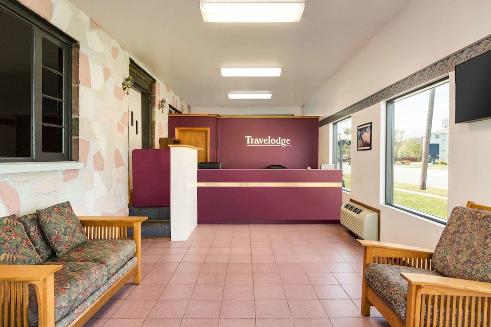 Travelodge by Wyndham Niagara Falls 3