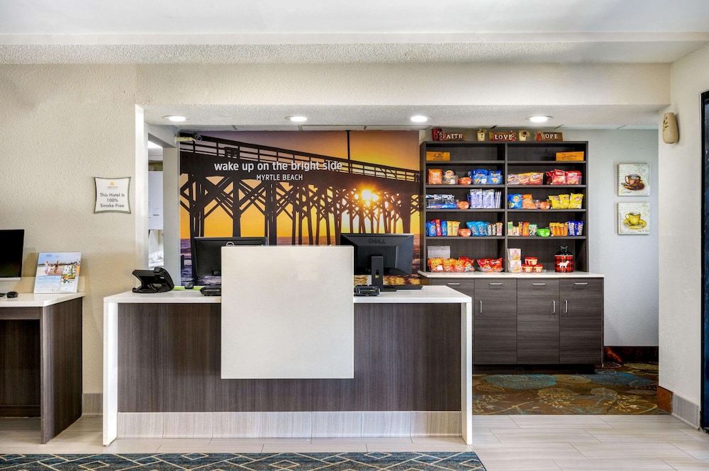 La Quinta Inn by Wyndham North Myrtle Beach 2