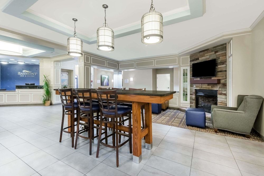 Baymont by Wyndham Erie 3