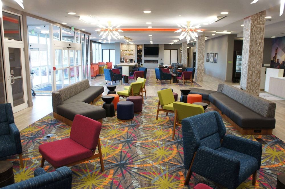 La Quinta Inn & Suites by Wyndham Braselton 2