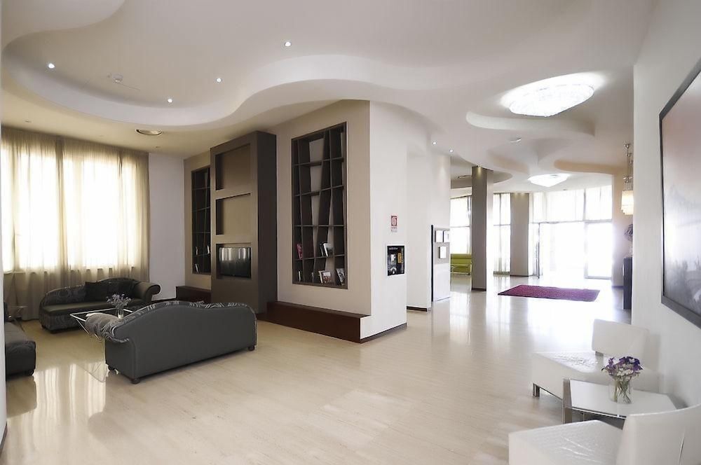 Sunrise Hotel 4 estrelas em Casoria