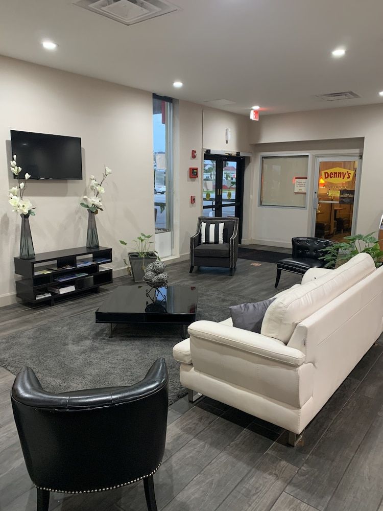 Space Coast Hotel -Titusville/Kennedy Space Center 2