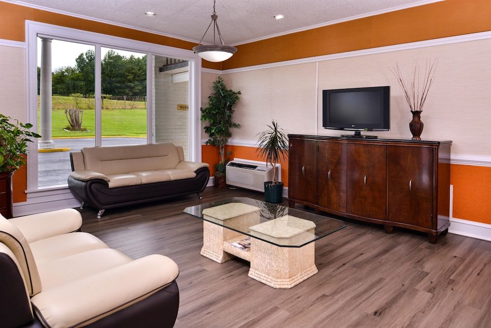 Americas Best Value Inn Richmond South 2