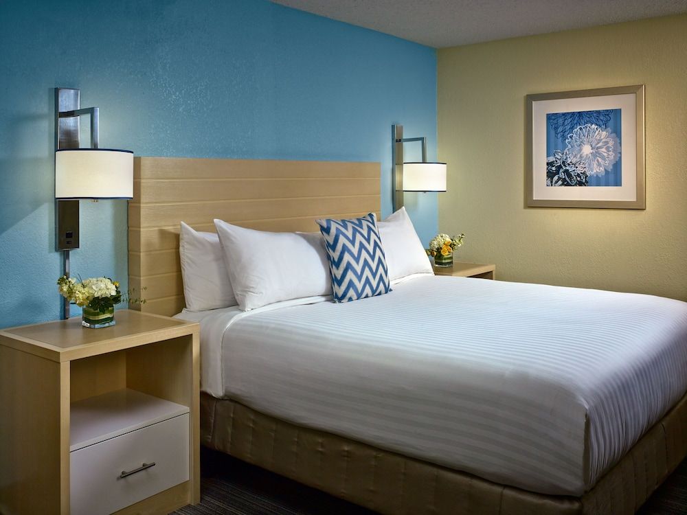 Sonesta ES Suites Omaha 3