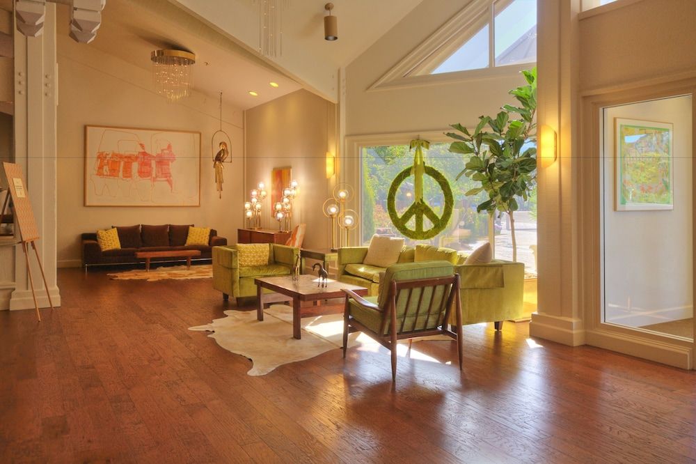 Ashland Hills Hotel & Suites 2