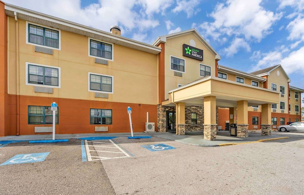 Extended Stay America Select Suites Tampa N USF Attractions 1