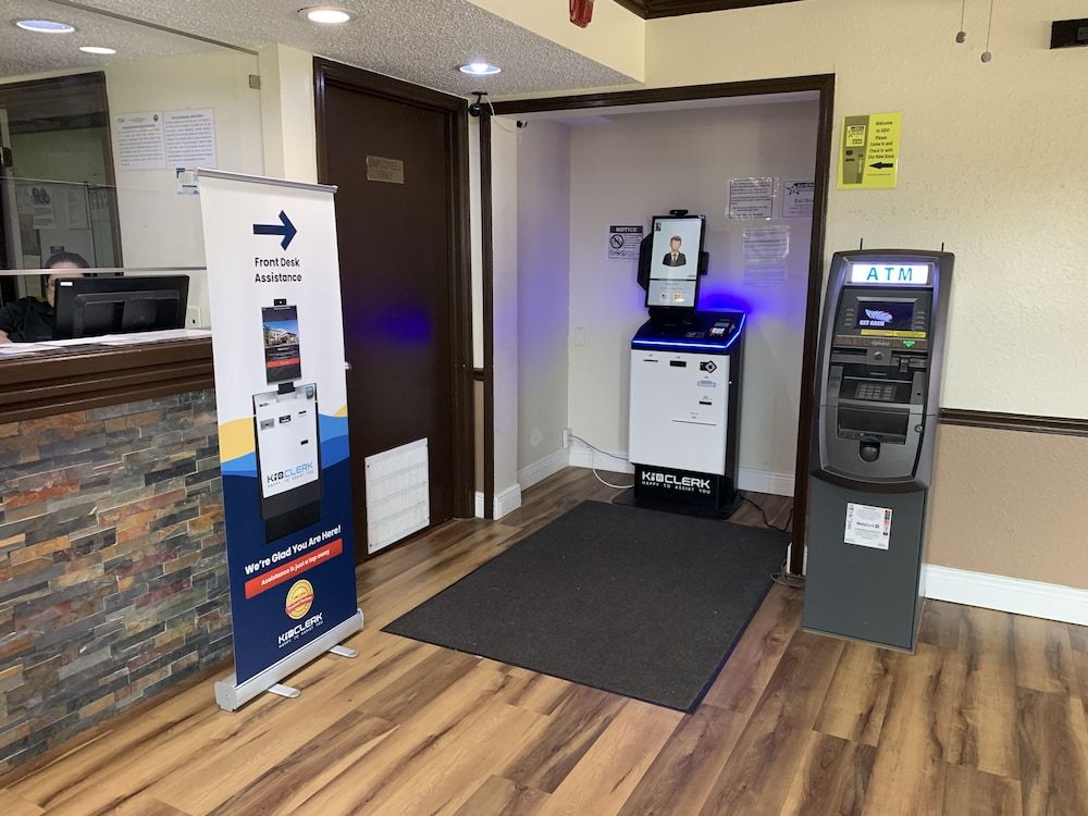 Americas Best Value Inn & Suites Melbourne 3