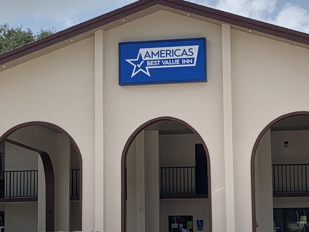 Americas Best Value Inn & Suites Melbourne 2 estrellas en Melbourne