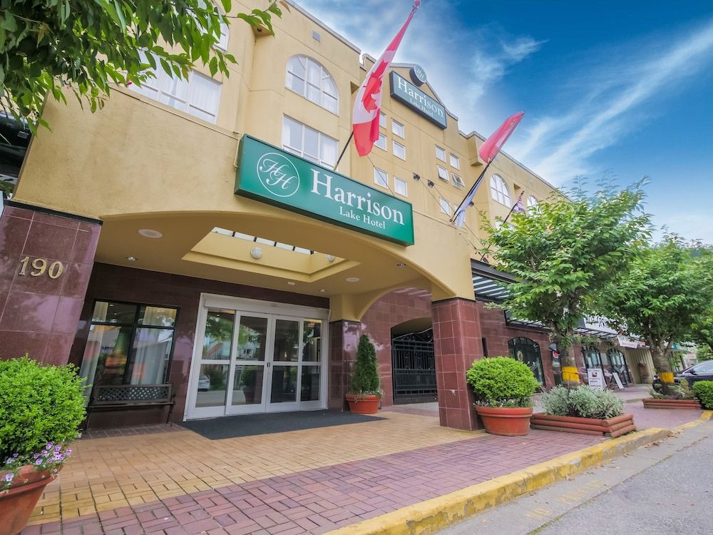 Harrison Lake Hotel 4 estrelas em Harrison Hot Springs