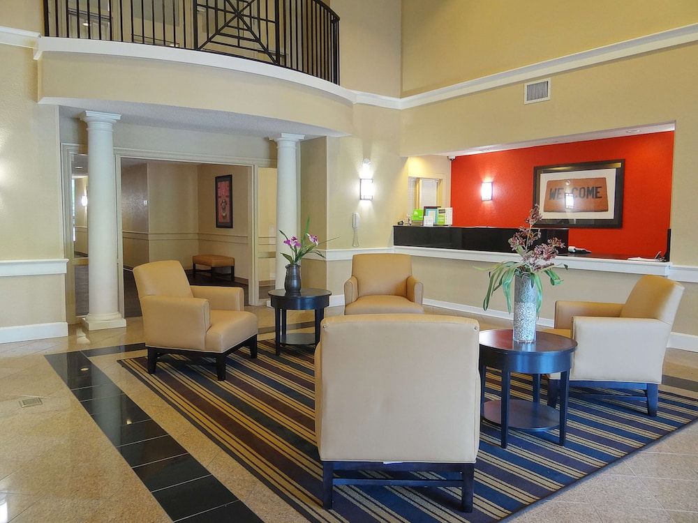 Extended Stay America Suites Jacksonville Deerwood Park 2