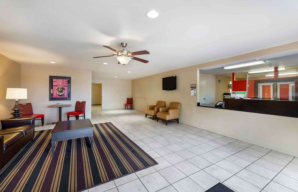 Extended Stay America Suites Cleveland Great Northern Mall 2