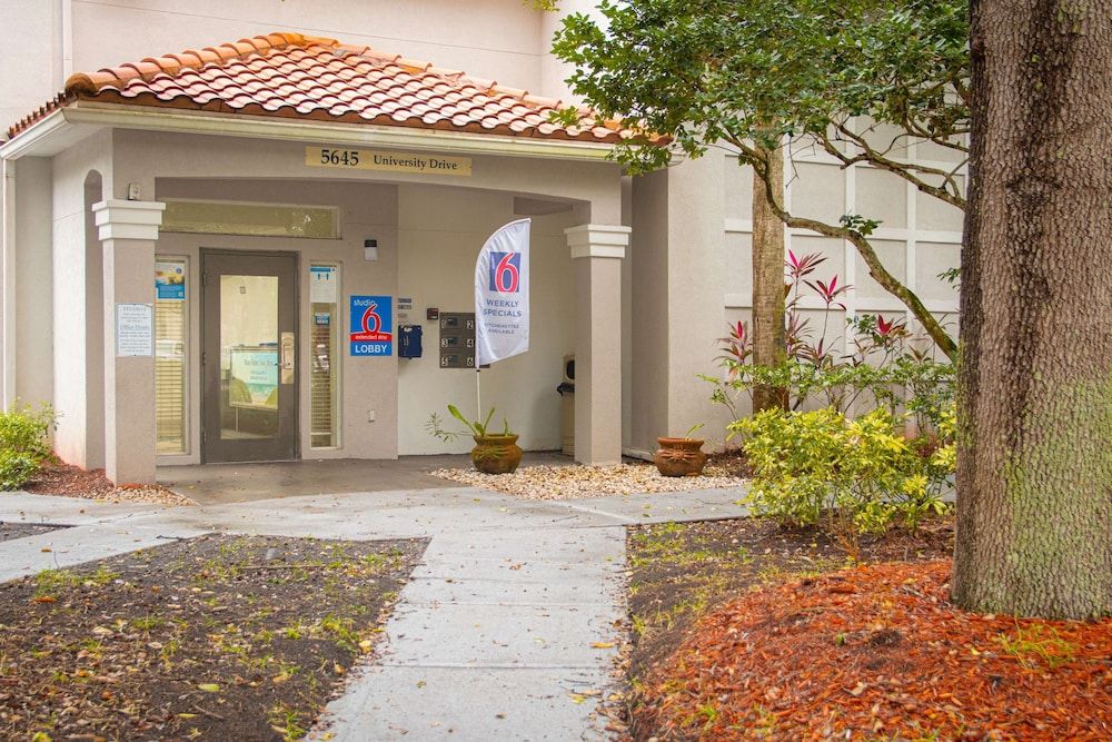 Studio 6 Coral Springs, FL - Fort  Lauderdale 2 estrelas em Coral Springs