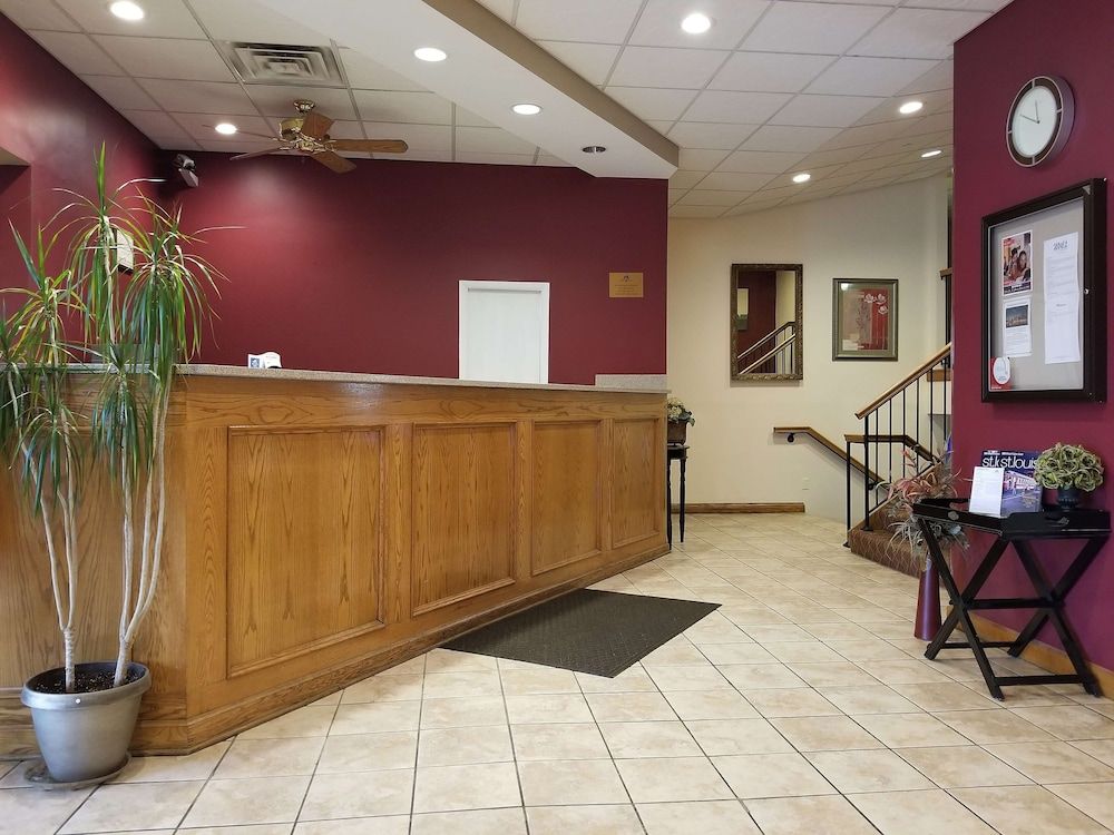 Americas Best Value Inn St. Louis South 3