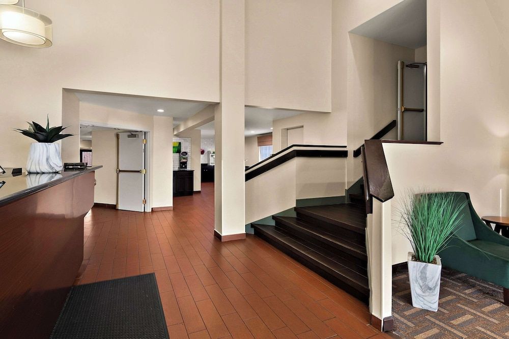 Quality Inn Memphis Northeast near I-40 3