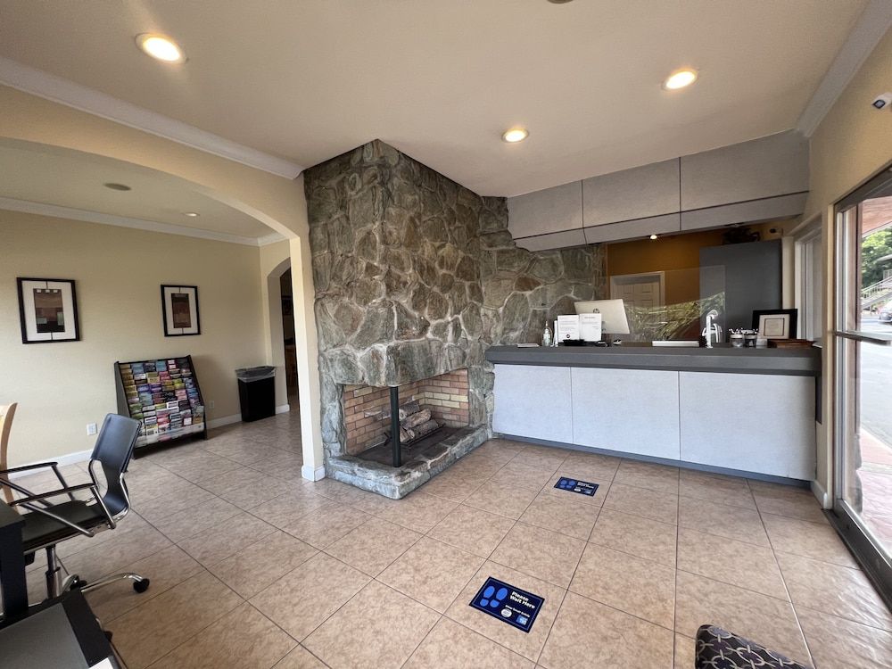 Inn at San Luis Obispo 2