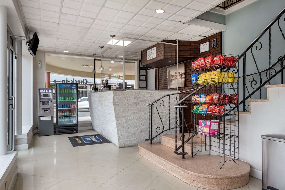 Rodeway Inn Oceanview 3