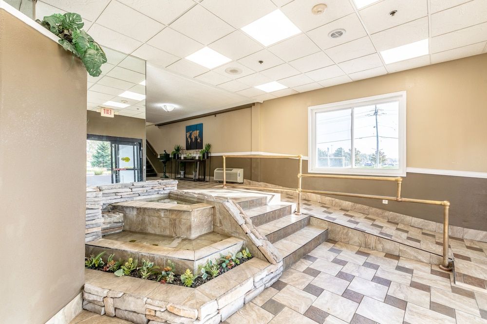 Magnuson Hotel Detroit Airport 2