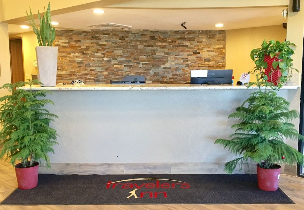 Travelers Inn 3