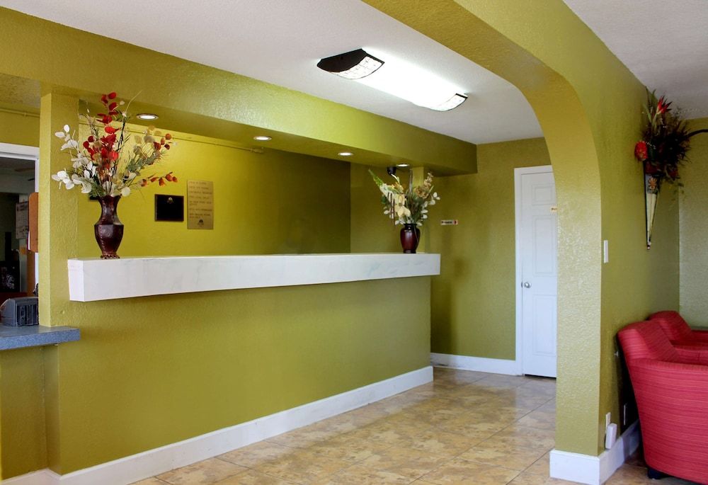 Americas Best Value Inn AT&T Center 2