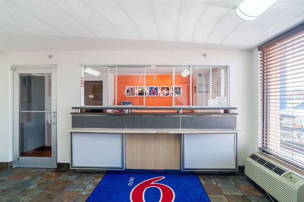 Motel 6 Oklahoma City, OK - South 3