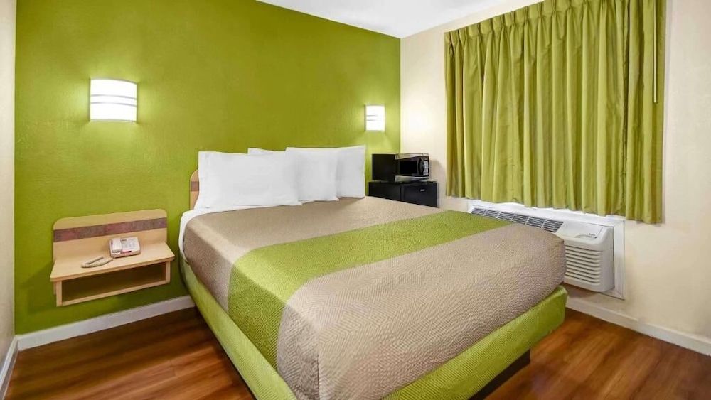 Lakeside Inn Lake Havasu City 3