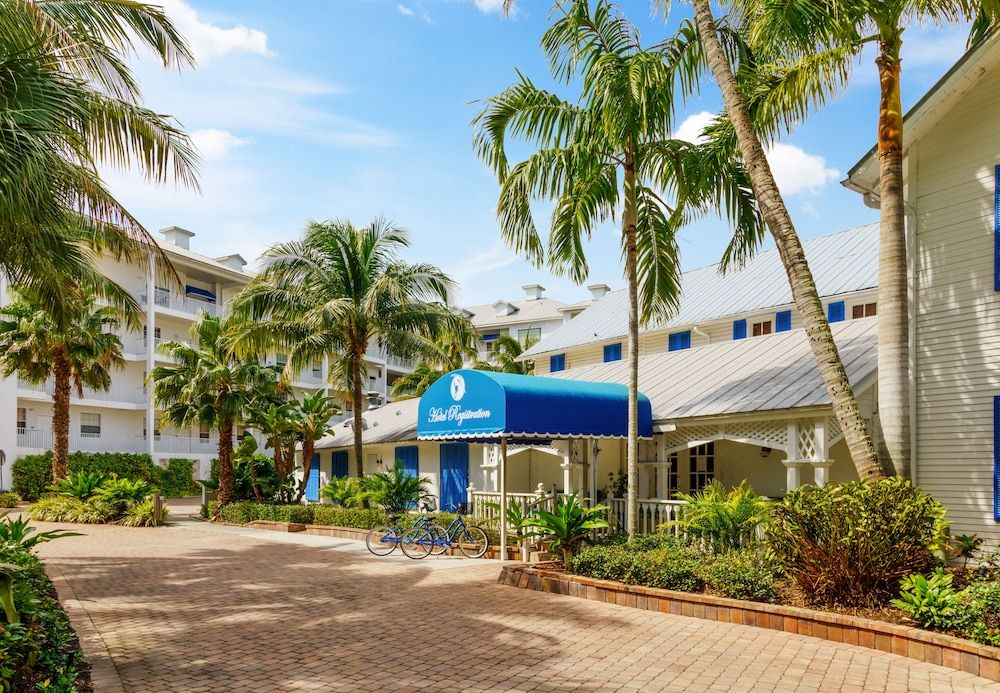 Olde Marco Island Inn and Suites 3 estrellas en Marco Island
