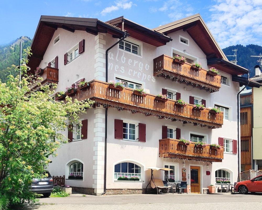 Hotel Nès Crépes 2 estrelas em Pozza di Fassa