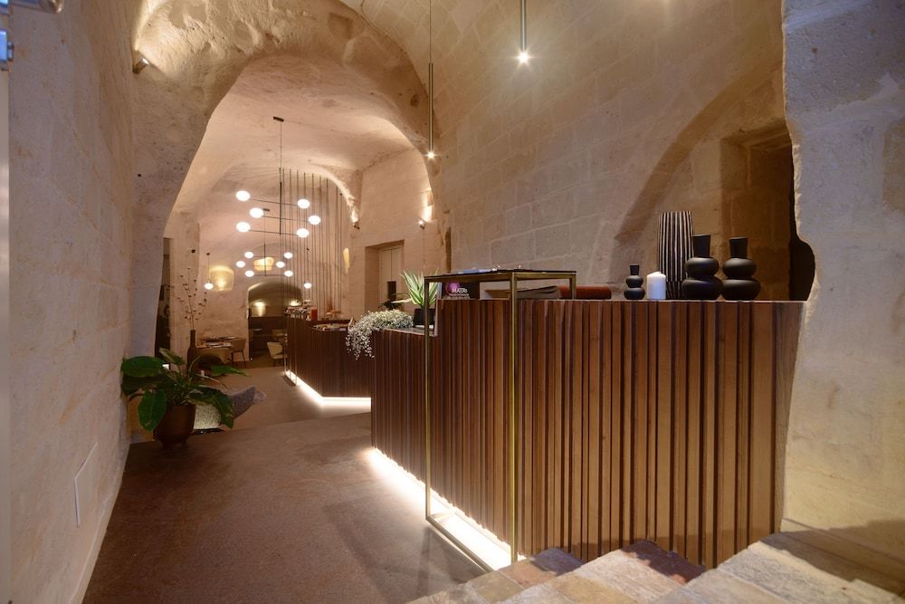 Le Malve Cave Retreat 1