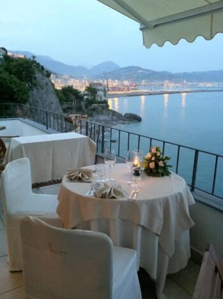 Hotel La Lucertola 4 estrelas em Vietri sul Mare