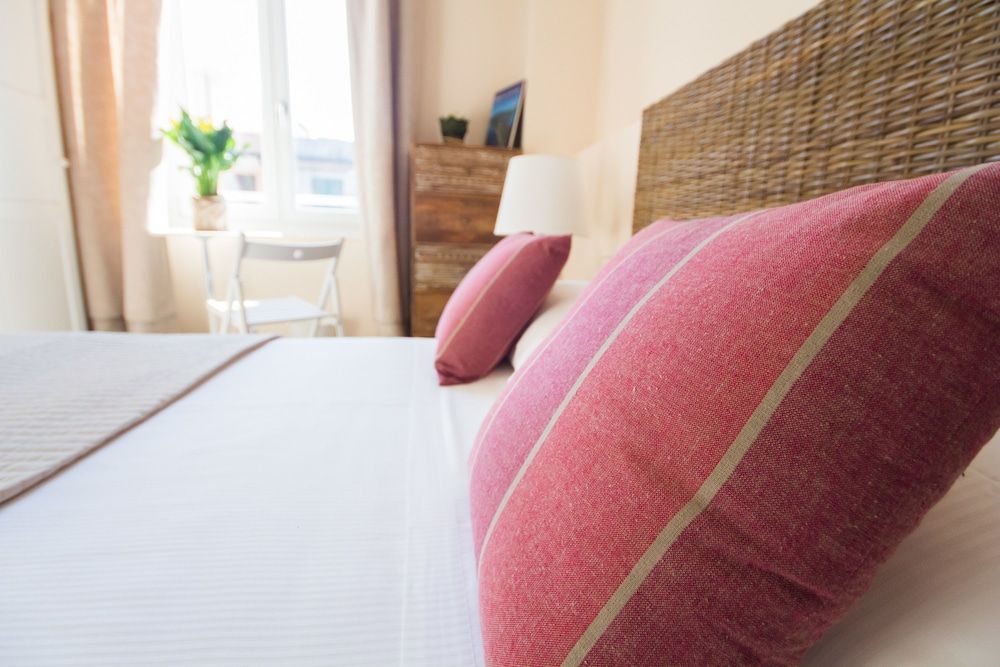 Emily Rooms -1 estrellas en Sanremo
