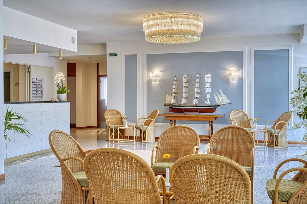 Sky Pool Hotel Sole Garda 2