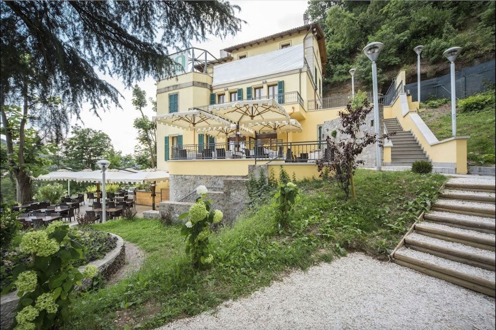 Villa del Sasso 4 estrelas em Sasso Marconi