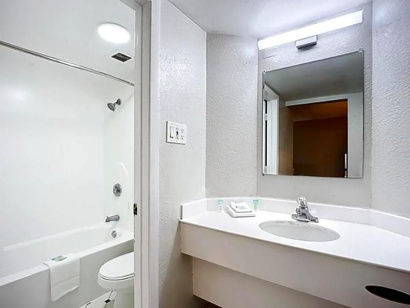 Motel 6 Jacksonville Fl Airport Area South 3