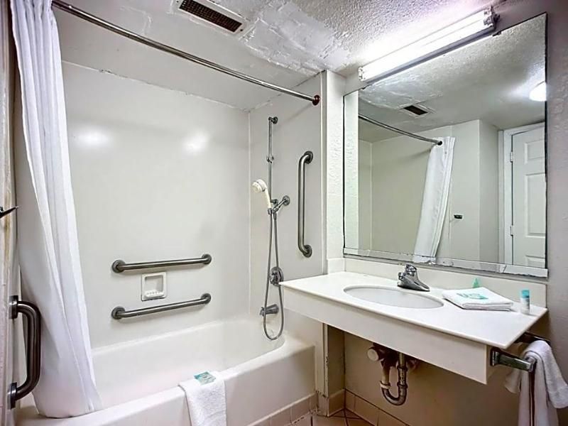 Motel 6 Jacksonville Fl Airport Area South 2