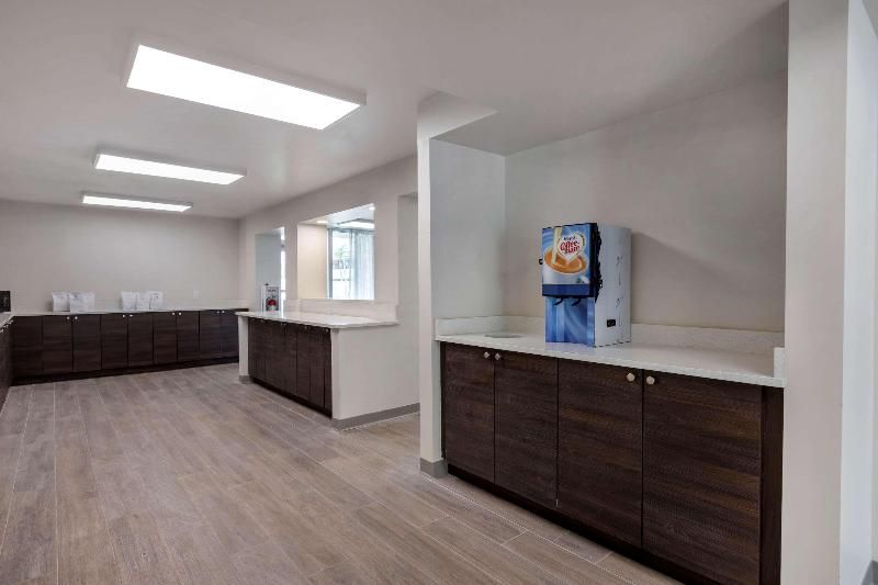 Quality Inn St Petersburg 2