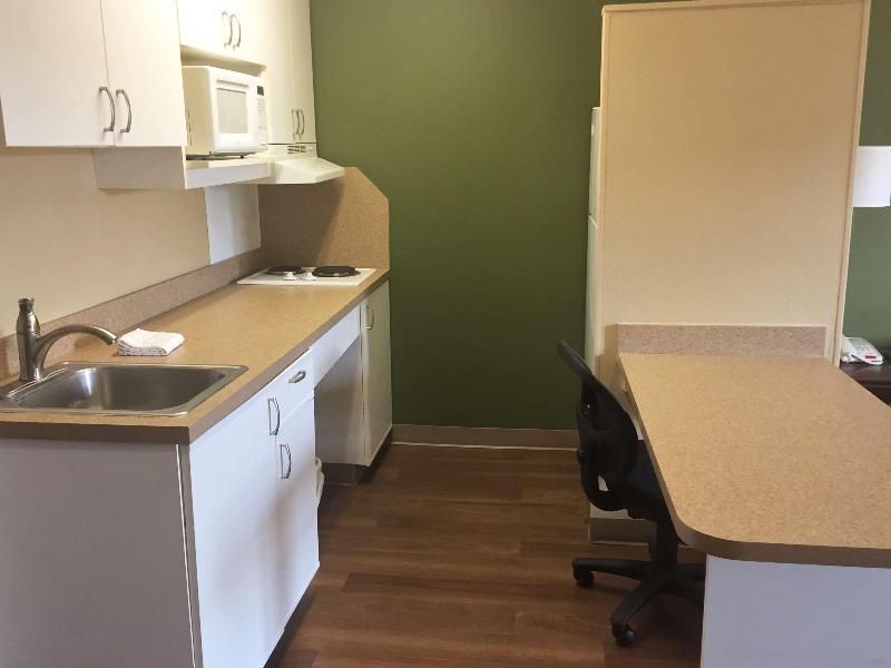 Extended Stay America - Detroit - Ann Arbor - Bria 2