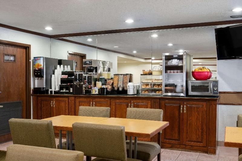 La Quinta Inn Indianapolis East / Post Drive 3 estrelas em Indianápolis