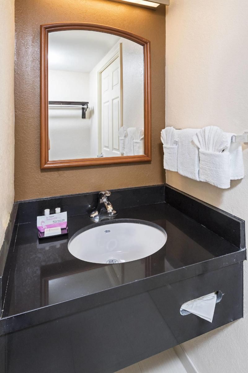 Fairfield Inn & Suites Atlanta Perimeter Center 3