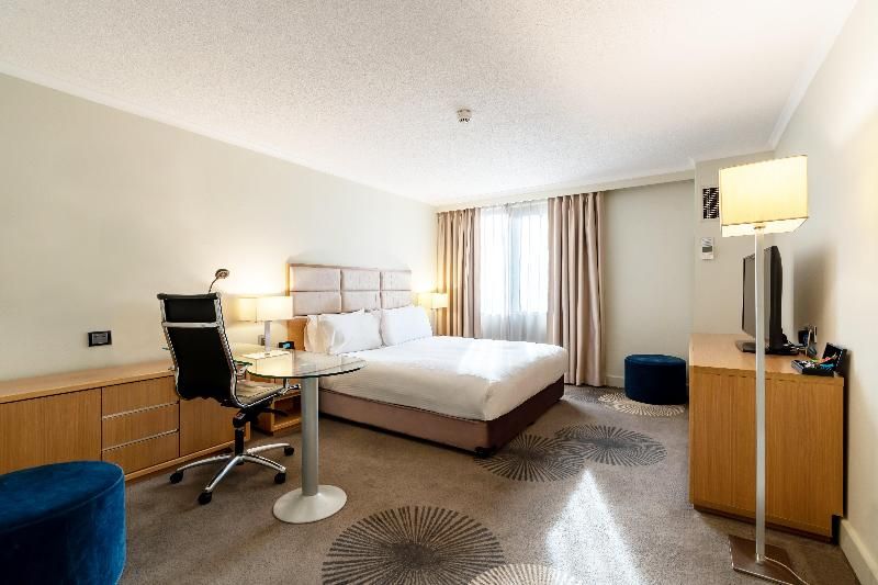 Holiday Inn Parramatta 3