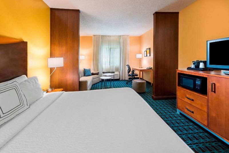 Fairfield Inn St. Petersburg Clearwater 3