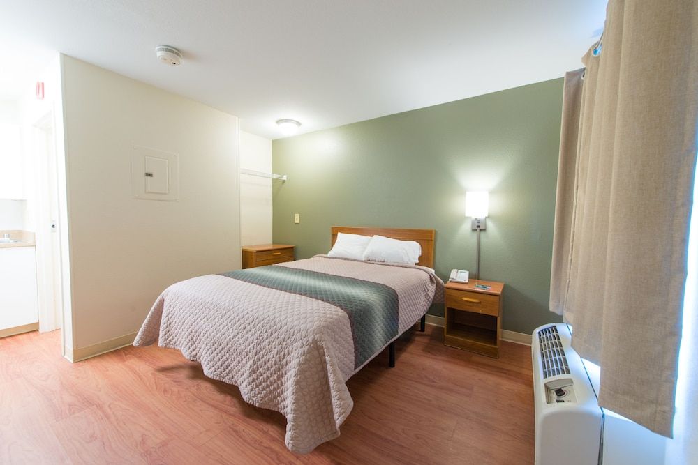 Studio 51 Extended Stay Hotel 3