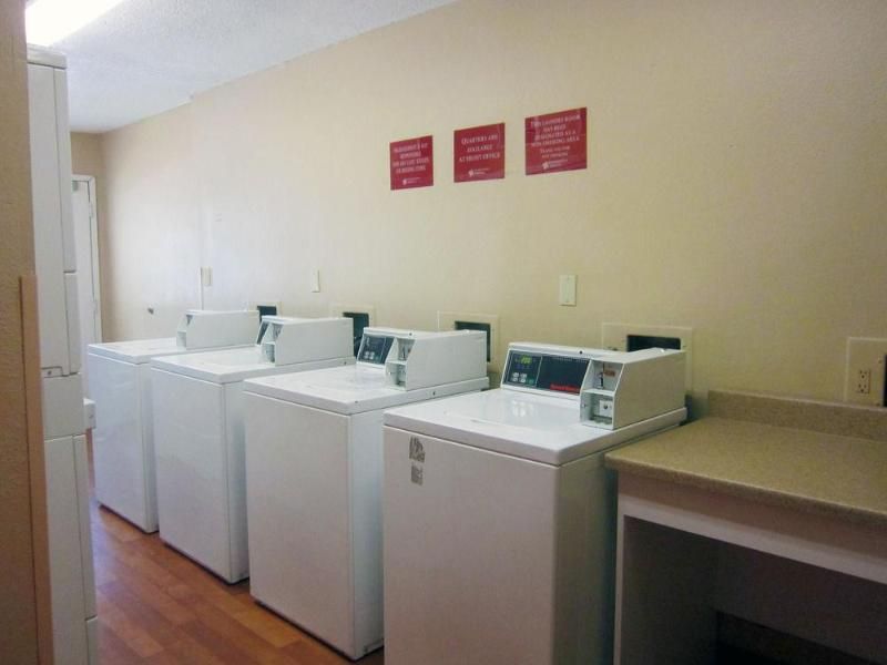 Crossland Economy Studios - Houston 2 étoiles à Houston