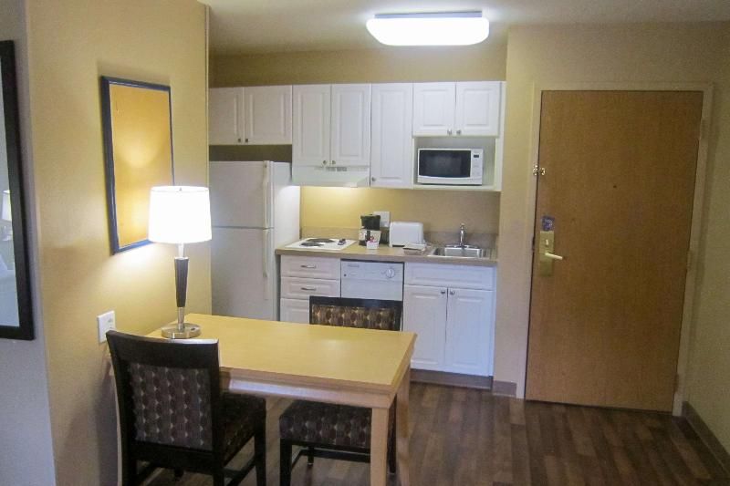 Extended Stay America - Phoenix - Scottsdale 2