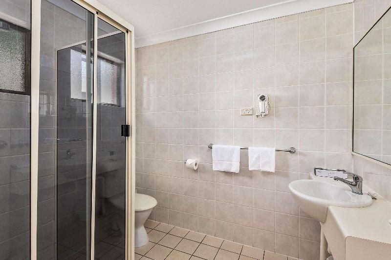 Comfort Inn Glenfield 2