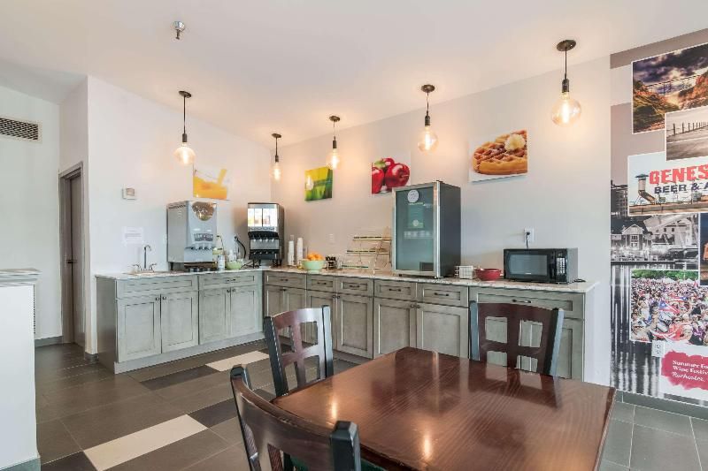 Quality Inn Rochester 2