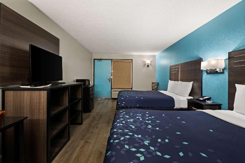 Rodeway Inn Petersburg 2